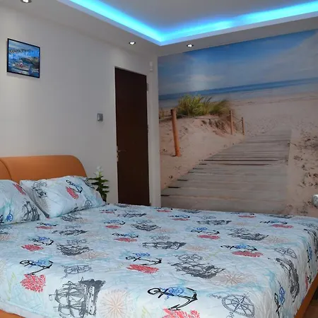 Rosa Dei Venti Heated Salty Pool And Jacuzzi 빌라 발치크